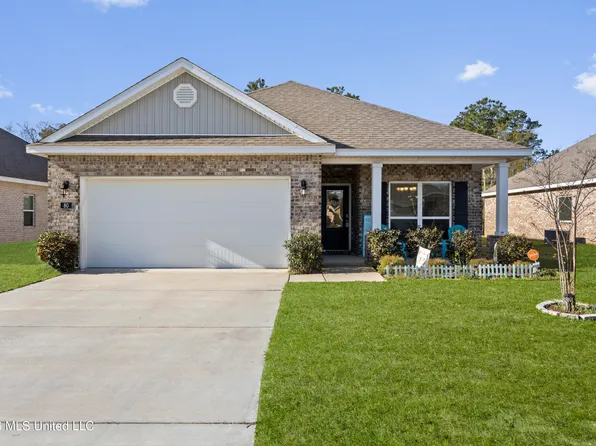 80 Saltmeadow Cir, Ocean Springs, MS 39564