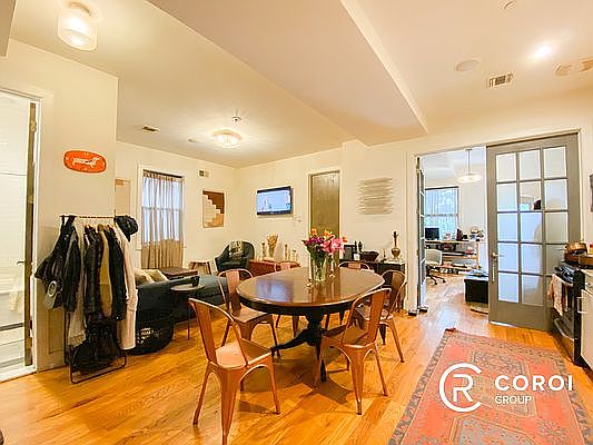 1st image of 86 Chauncey St APT 4