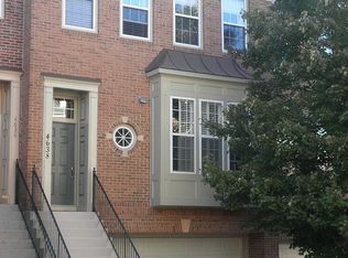 4638 Latrobe Pl, Alexandria, VA 22311
