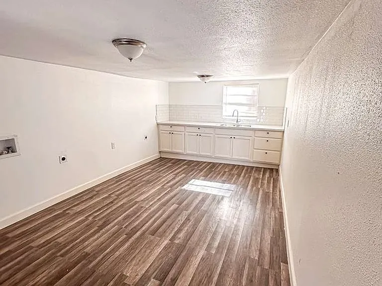 2555 Pierce St — Photo 33
