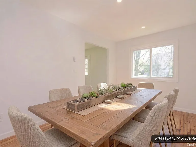 43 Evert St — Photo 8