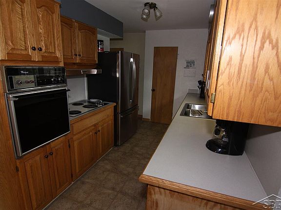 5th image of 1310 Trout Dr
