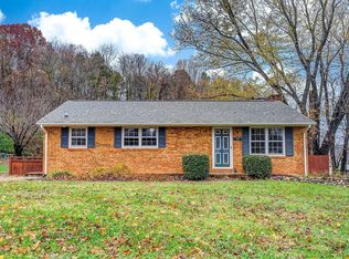 132 Hillview Dr, Roanoke, VA 24019