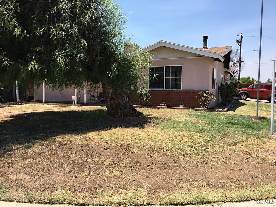 2nd image of 2301 Oriole St