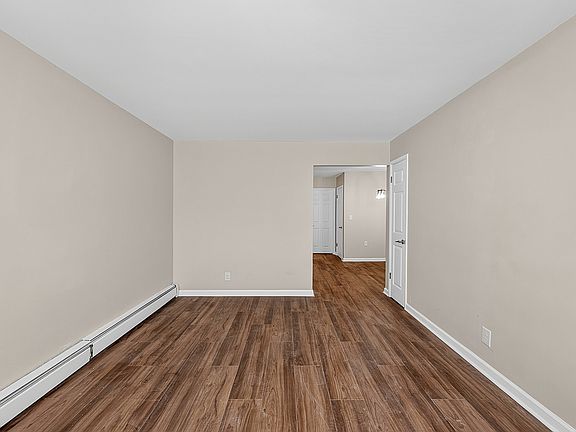 3rd image of 1275 Sunset Ave #4