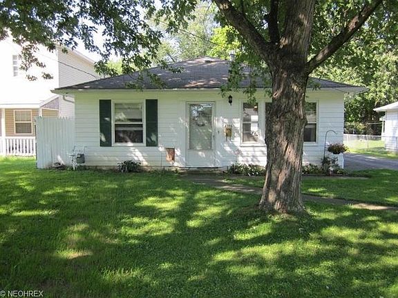 2nd image of 4598 Willowbrook Dr