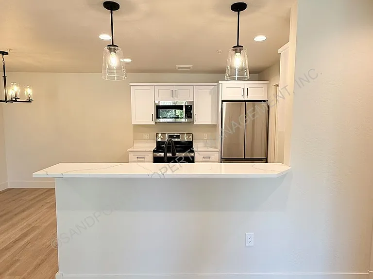 424 S Olive Ave #104 — Photo 18