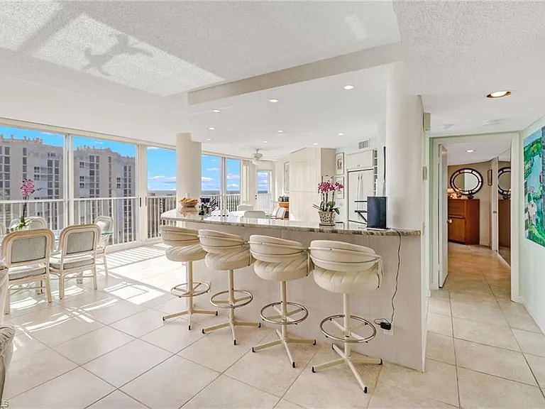 4041 Gulf Shore Blvd N #4 — Photo 11