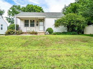 1215 E London Ave, Peoria Heights, IL 61616