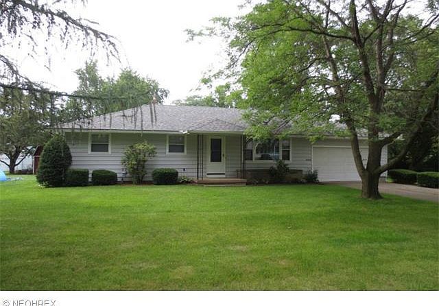 1st image of 41572 Elmwood St