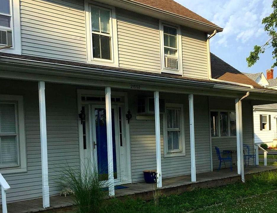 1st image of 21552 Chicken Point Rd