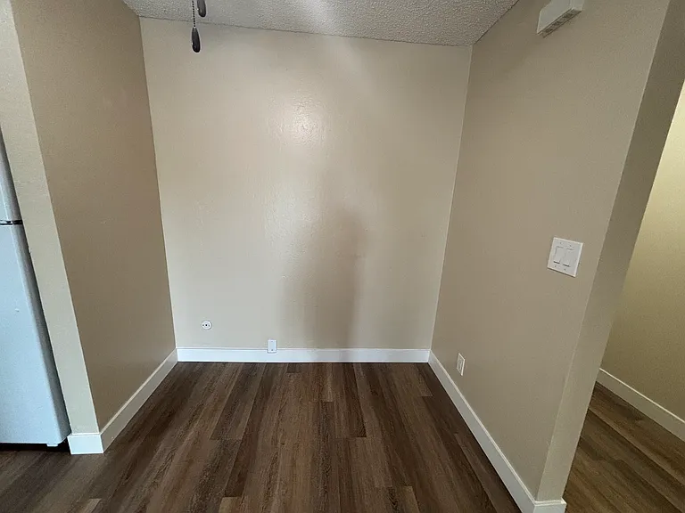 The Luxe Apartments — Photo 40
