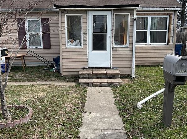 2710 Myrtle Ave