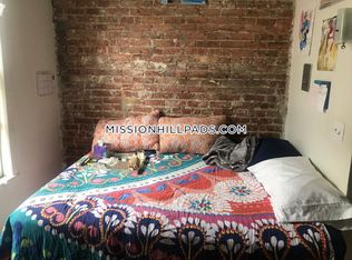 28 S Huntington Ave APT 300, Jamaica Plain, MA 02130
