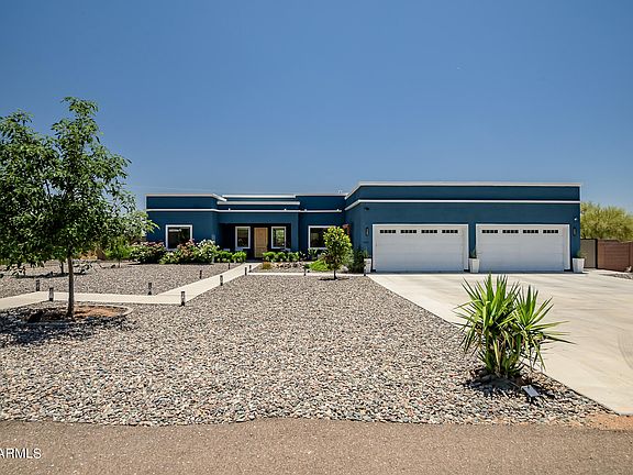 2nd image of 1105 E DESERT HILLS ESTATE Drive