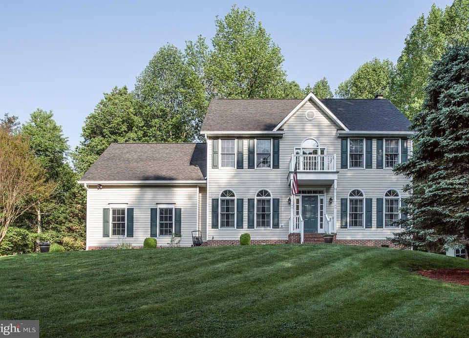 1st image of 113 Harwill Dr
