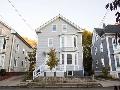 87 Oakland Ave, Providence, RI, 02908