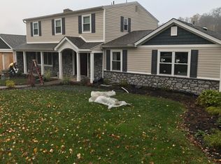 404 Lamp Post Ln, Camp Hill, PA 17011