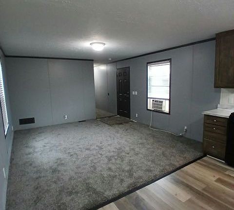 2nd image of 4907 Bay Dr #58
