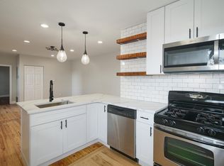 210 Christian St #2R, Philadelphia, PA 19147