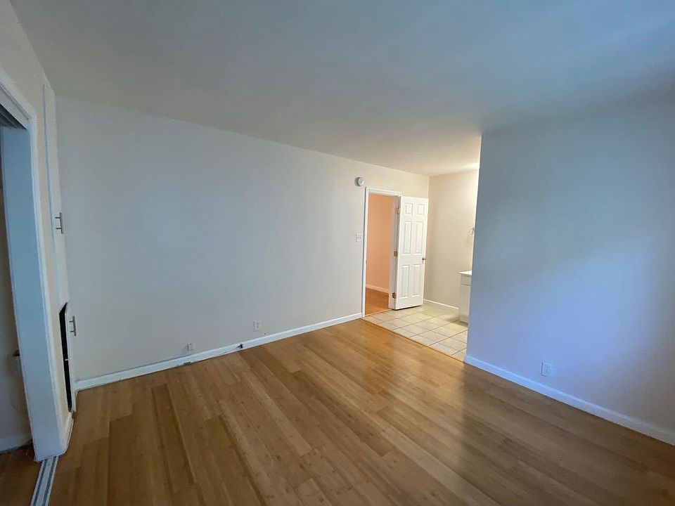 1st image of 2628 6th St #7