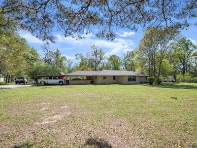 907 E Bayou Narcisse St, Gonzales, LA, 70737