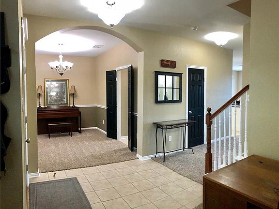 5th image of 4916 Carrotwood Dr