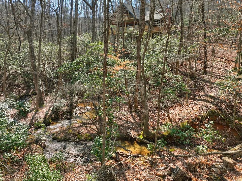 1st image of 811 Mangums Trl