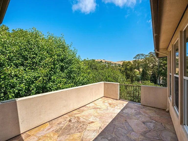 10 Warrens Way — Photo 23