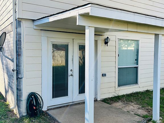 5th image of 4630 Daisy Meadow Dr
