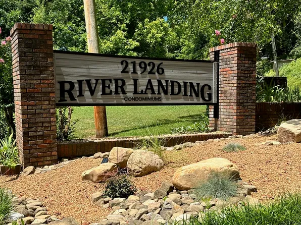 21926 River Canyon Rd Unit 205, Chattanooga, TN 37405