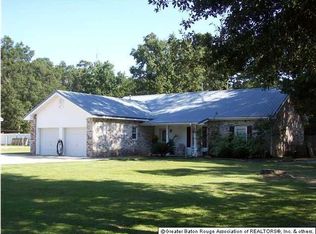8880 Remington Rd, Denham Springs, LA 70706