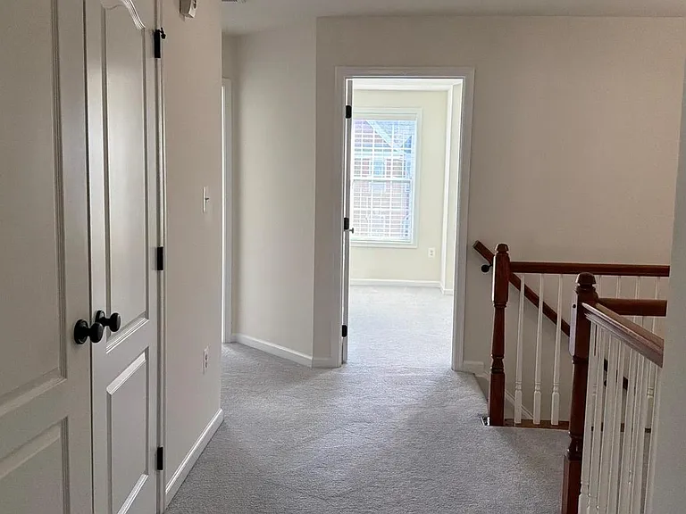 42885 Edgegrove Heights Ter — Photo 14