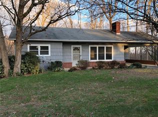 1455 32nd St SW, Hickory, NC 28602