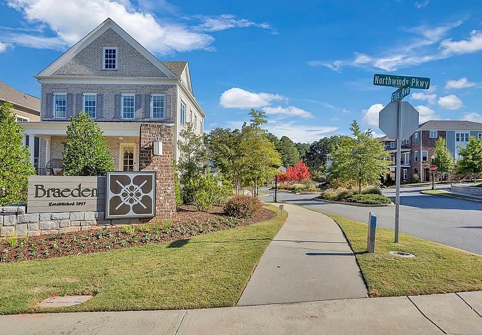 2nd image of 535 Hanlon Way