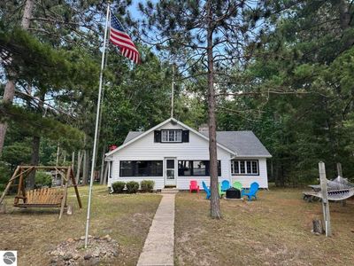 215 Pine Bluffs Rd, Roscommon, MI, 48653