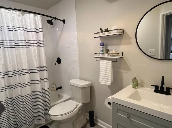 833 Ohio Ave #2, Youngstown, OH 44504