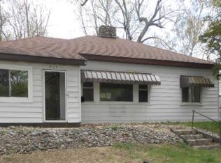 217 W Belle Ave, Saint Charles, MI