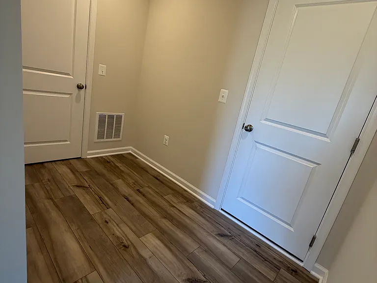 entry/mudroom