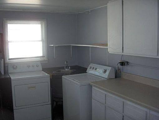5th image of 1933 7th Ave