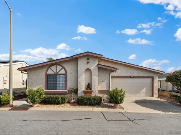 625 Via Bolivia, Vista, CA 92081
