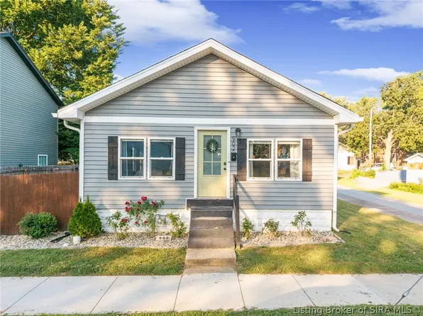 902 Mechanic Street, Jeffersonville, IN 47130