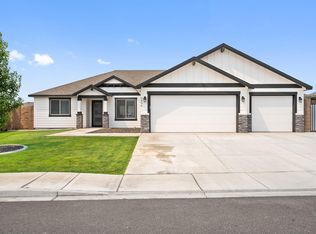 3506 Julie Ln, Pasco, WA 99301