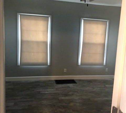 5th image of 1338 Kahn Ave