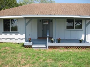 15542 Cassiano Rd, Elmendorf, TX 78112