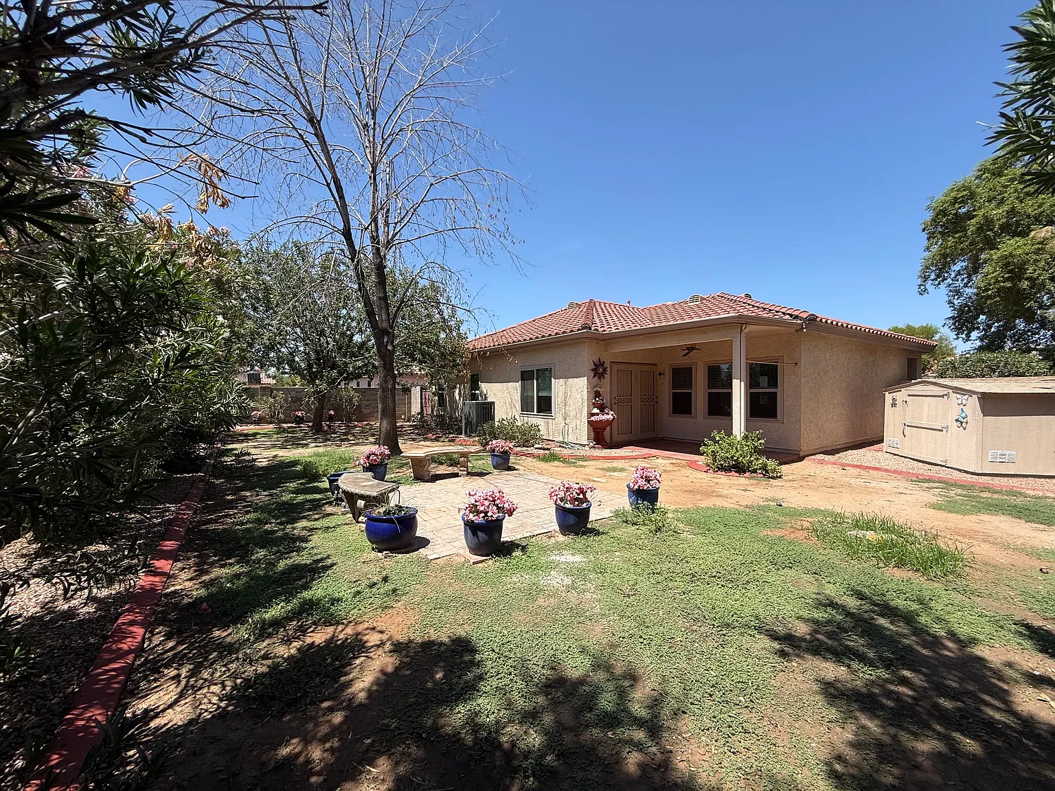 3 bed, 1640 sqft, $2,350 — Photo 3