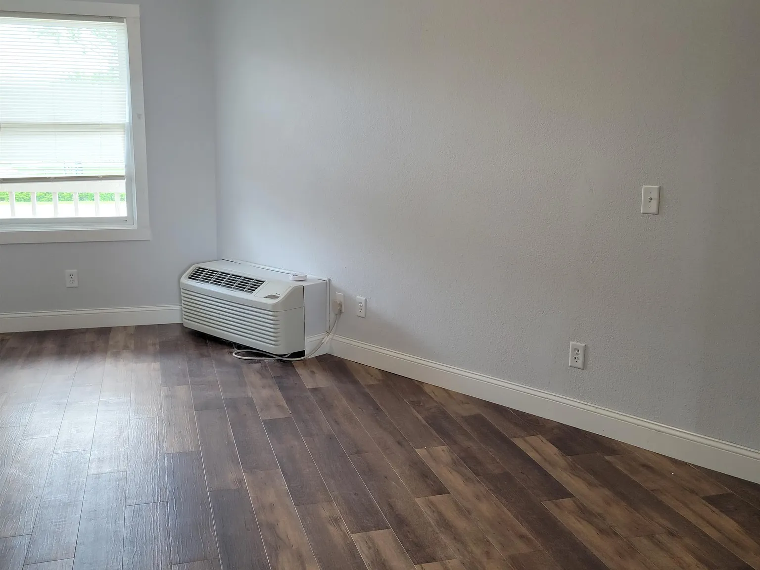 Southside Flats - 207 — Photo 4