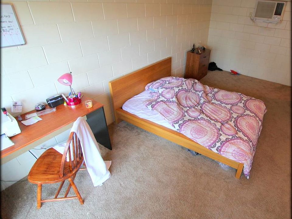 2nd image of 207 NW 17th St APT 403
