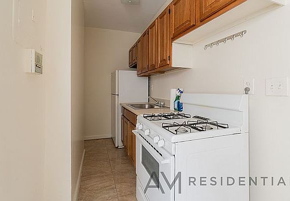 3rd image of 301 100th St #B5