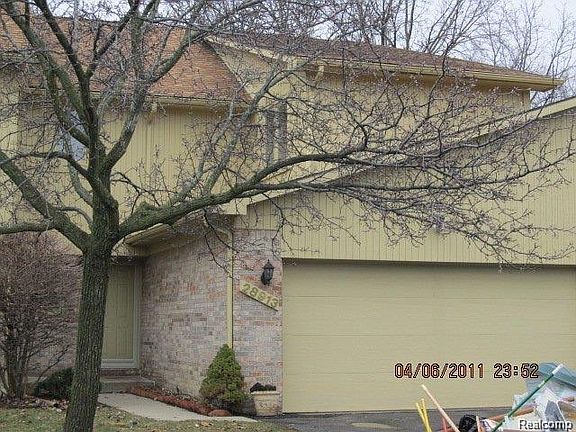 2nd image of 28913 Ranchwood Dr #1